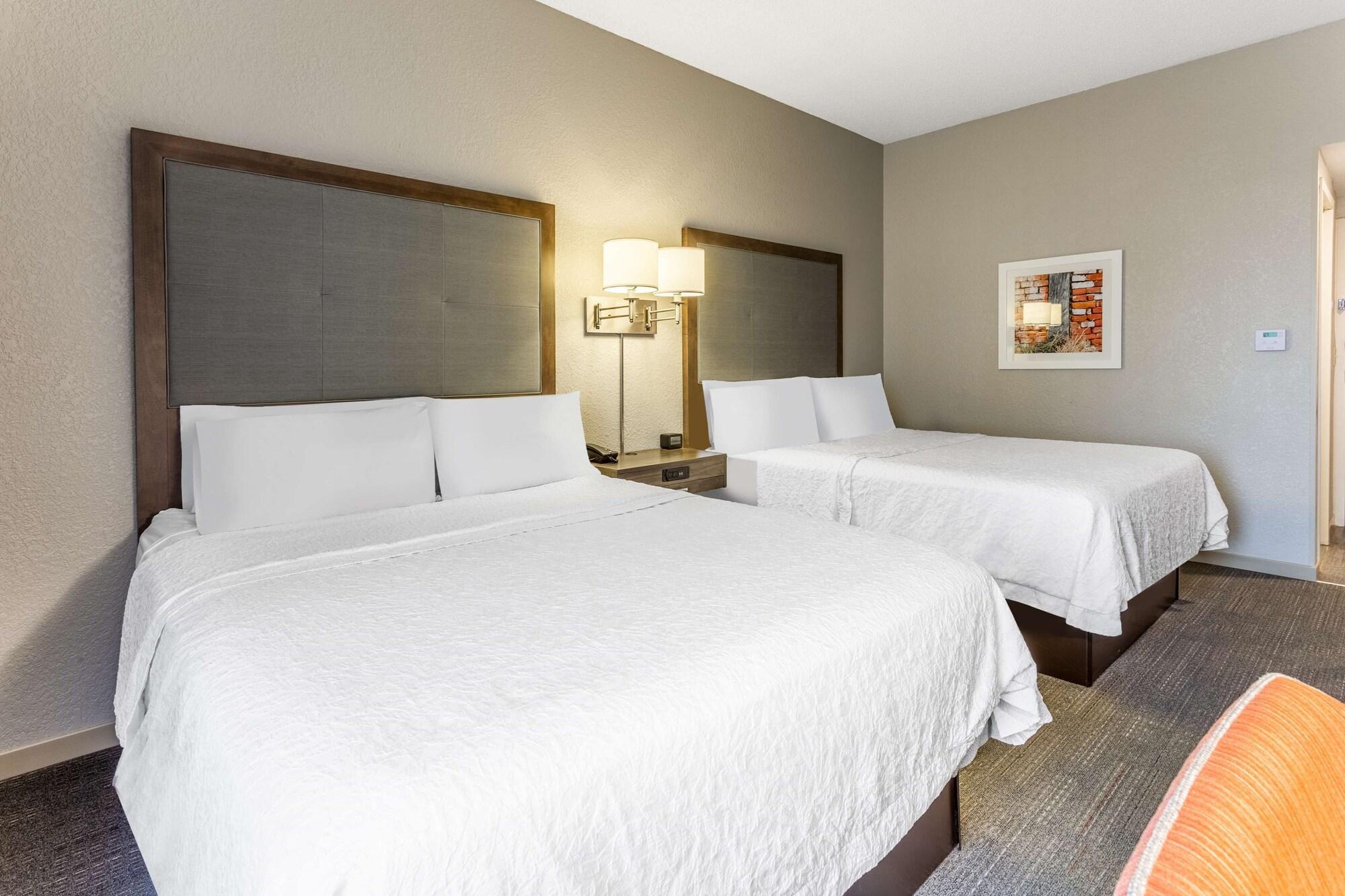 Hampton Inn Eau Claire Exterior foto